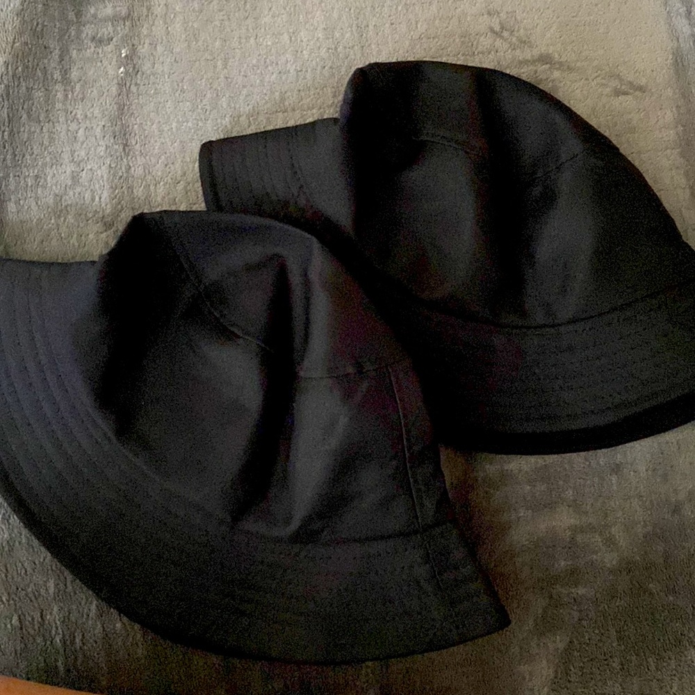 Two PC hat set - Picture 3 of 4